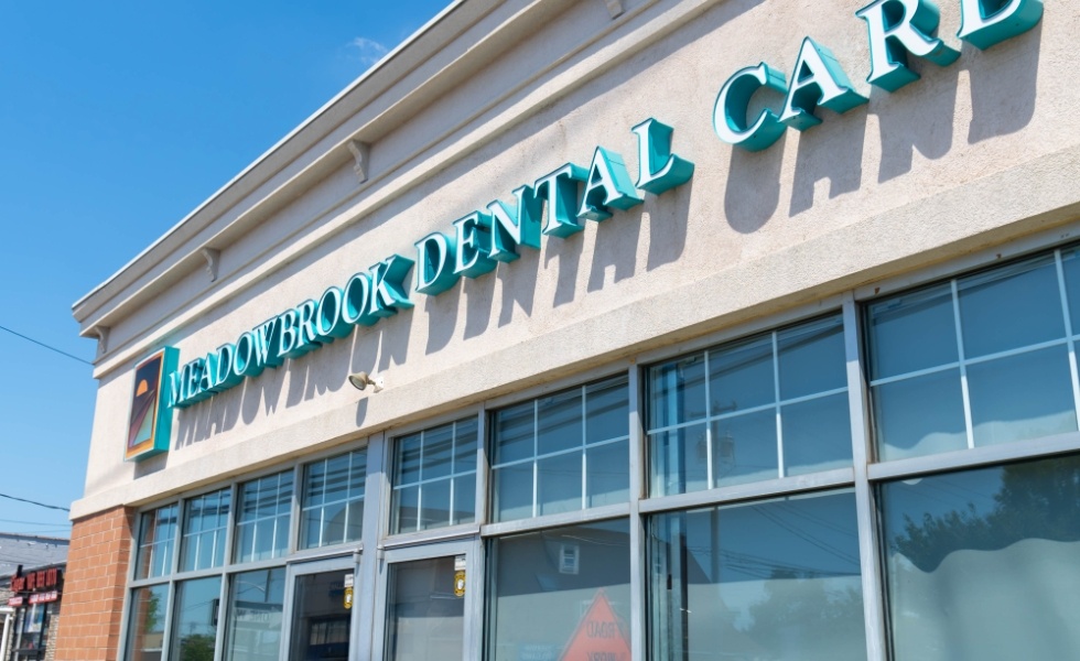Outside view of Mineola New York dental office building of Meadowbrook Dental Care